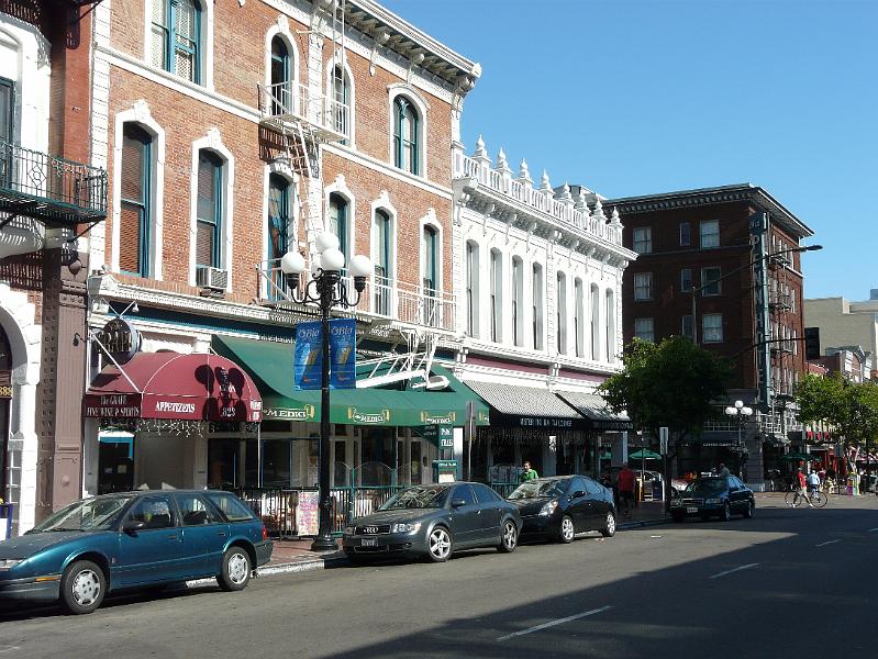 Gaslamp Quarter P1010885.jpg